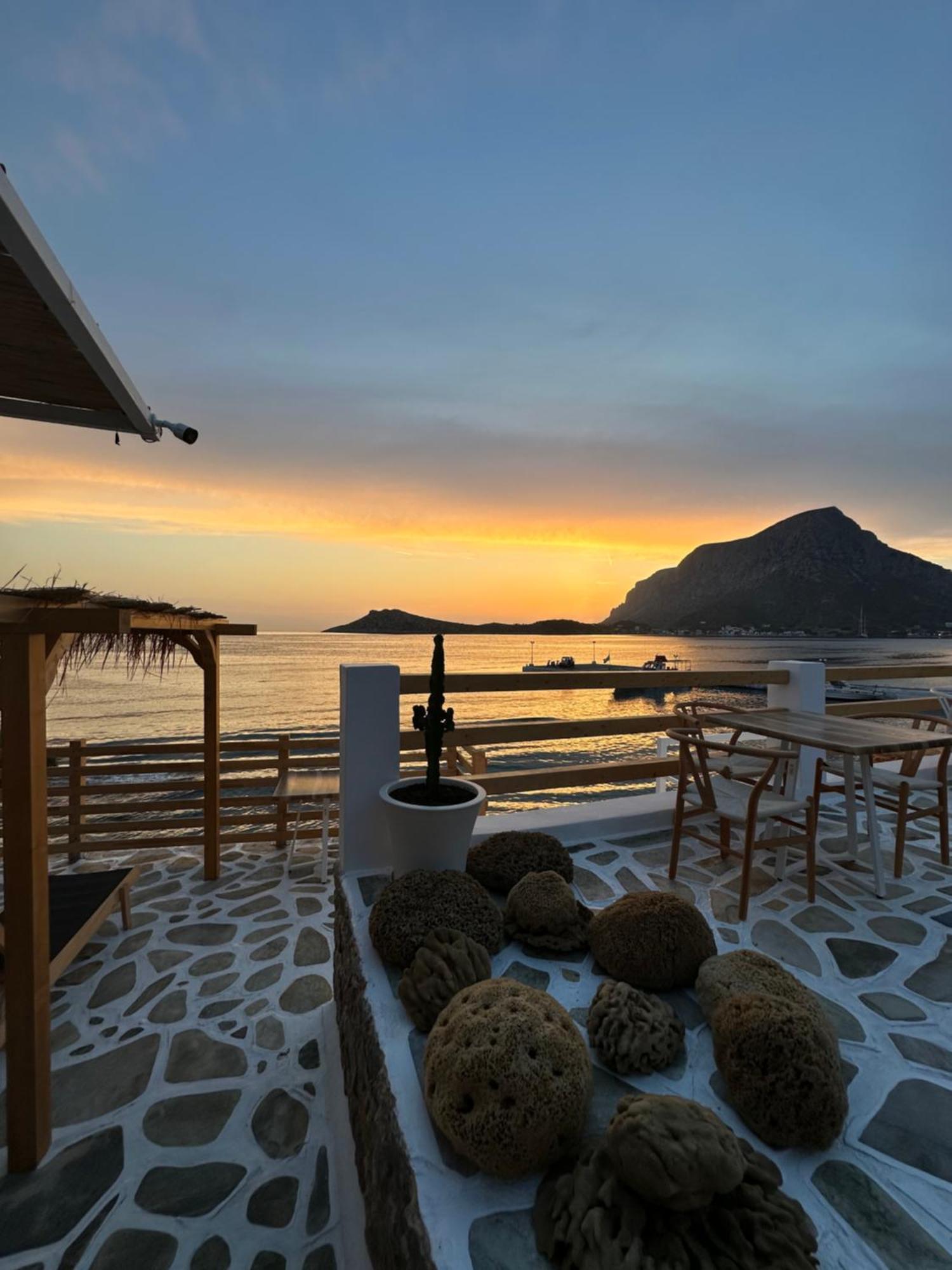 Spongia Hotel Suites & Spa Myrties Bagian luar foto