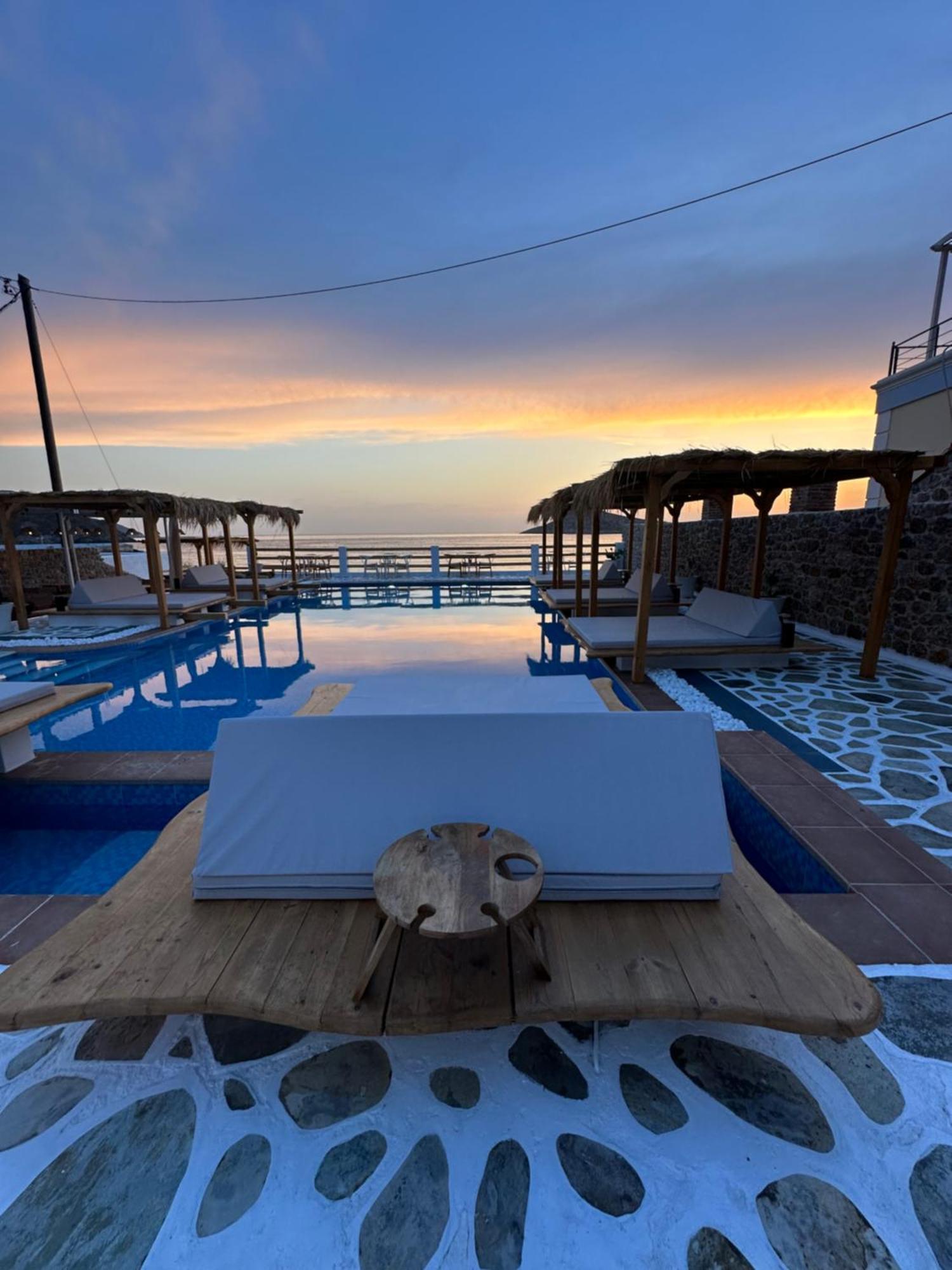 Spongia Hotel Suites & Spa Myrties Bagian luar foto